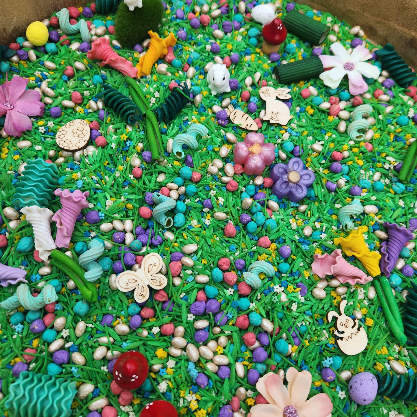 Bunny Meadow Pour and play