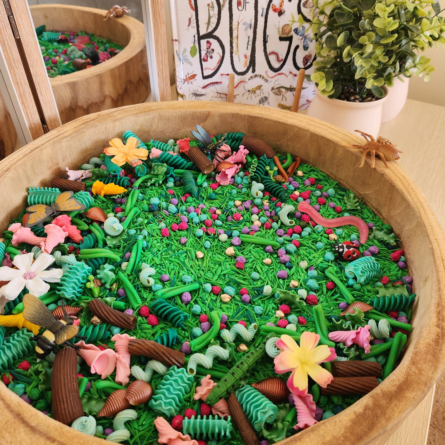 Bug Hunt Pour and Play